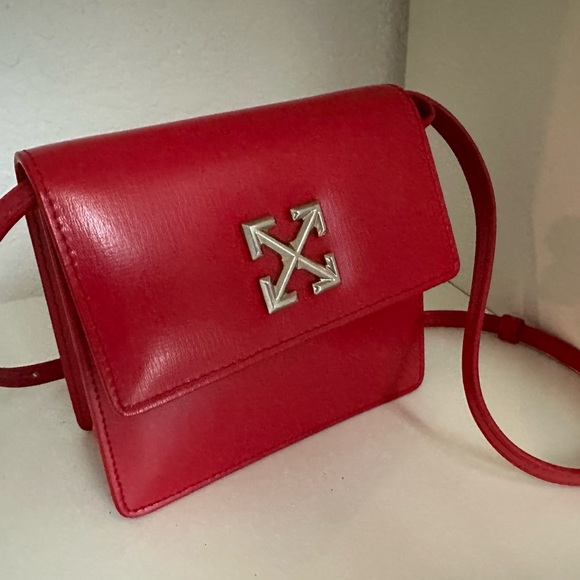 Off-White waist bag. - Picture 5 of 13